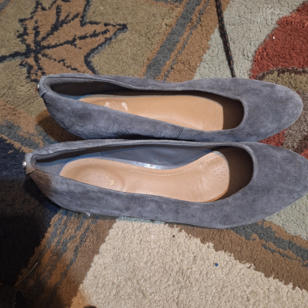 Clarks Gray Suede Women's Shoes